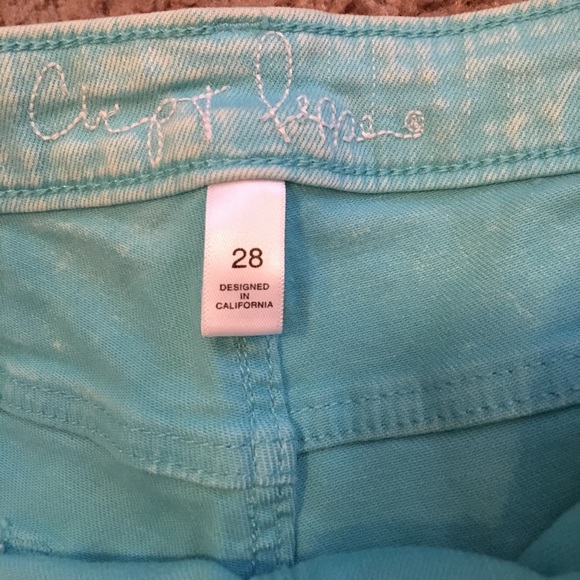 Tiffany blue distressed stretch shorts - Picture 2 of 4